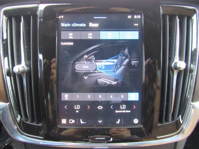 2022 Volvo V90 Cross Country B6 Plano TX