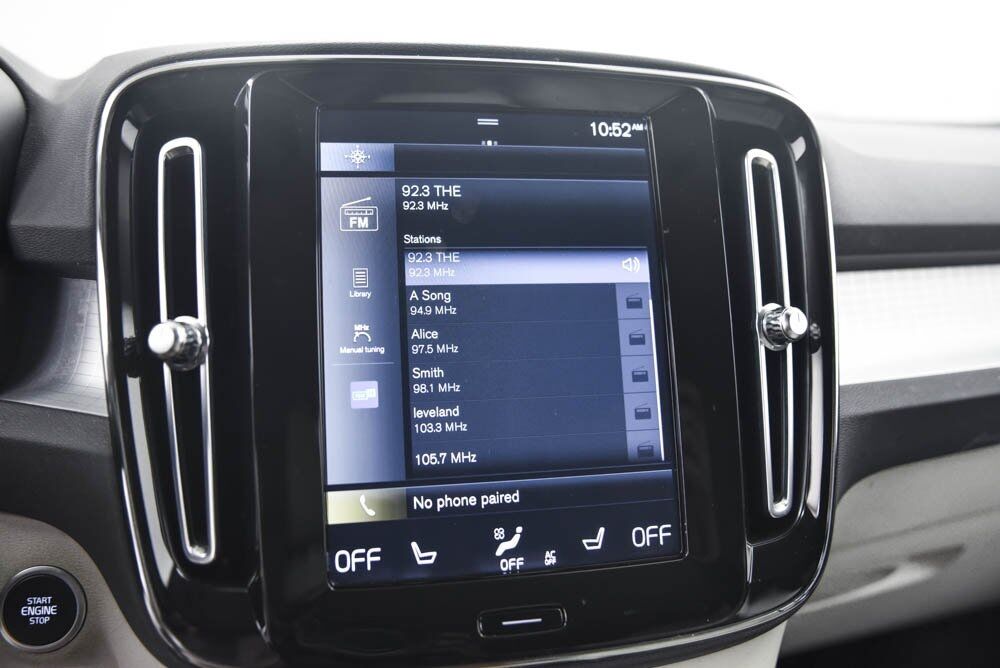 2022 Volvo XC40 Momentum AKRON OH