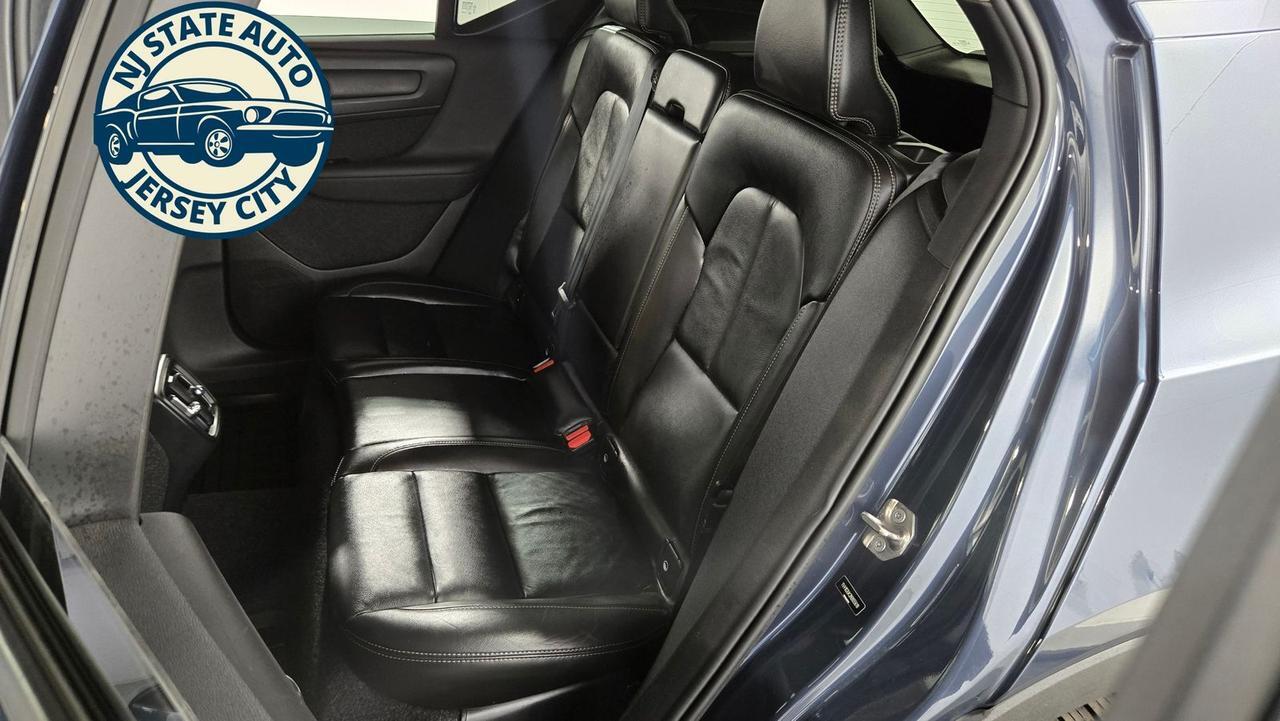 2022 Volvo XC40 Momentum Jersey City NJ