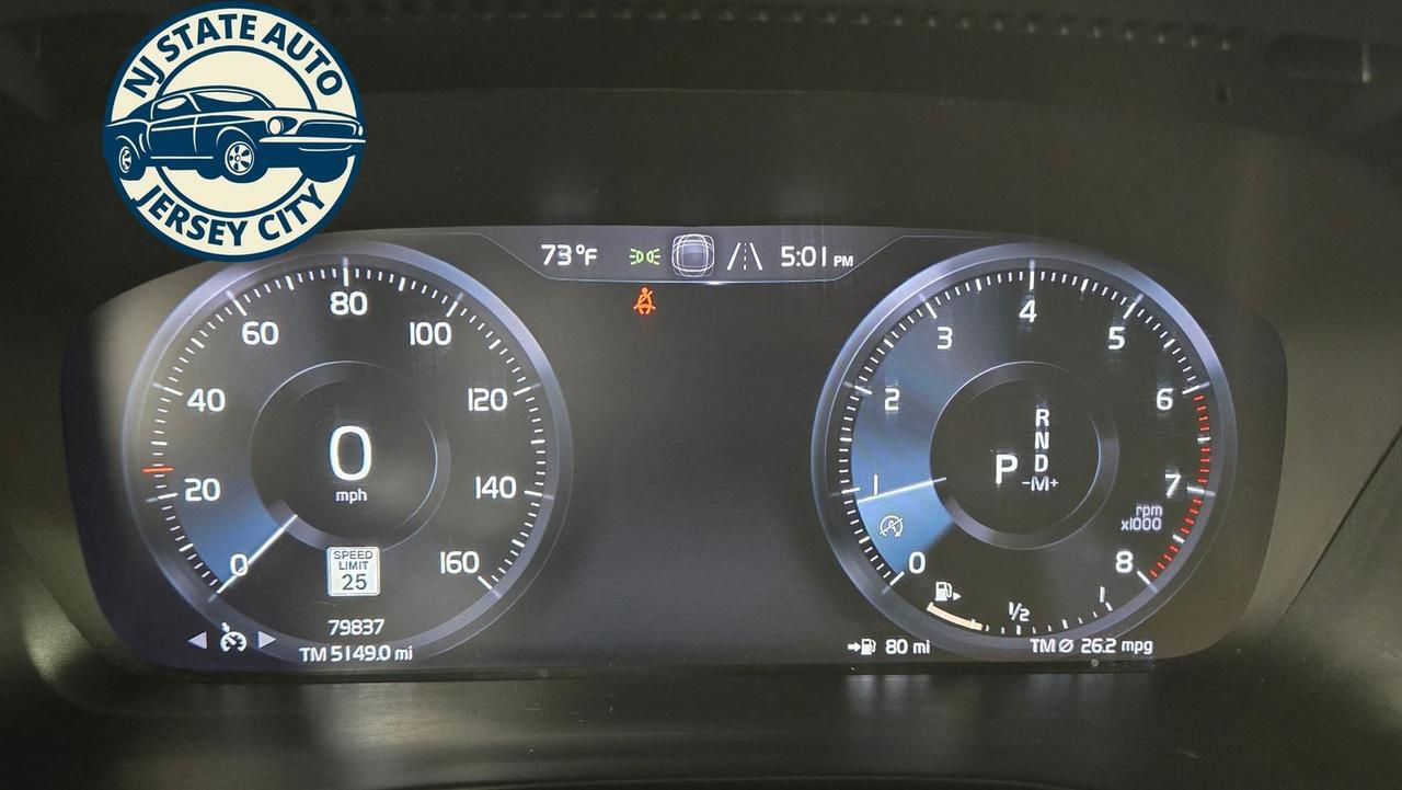 2022 Volvo XC40 Momentum Jersey City NJ
