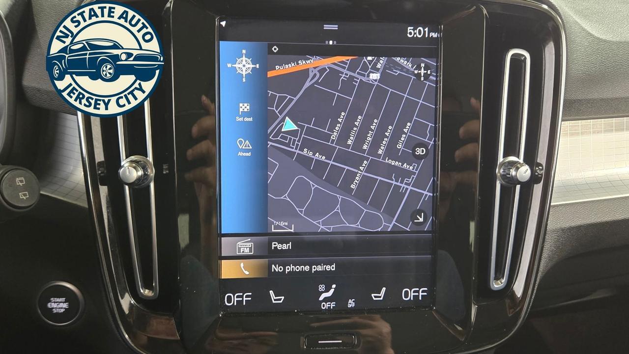 2022 Volvo XC40 Momentum Jersey City NJ