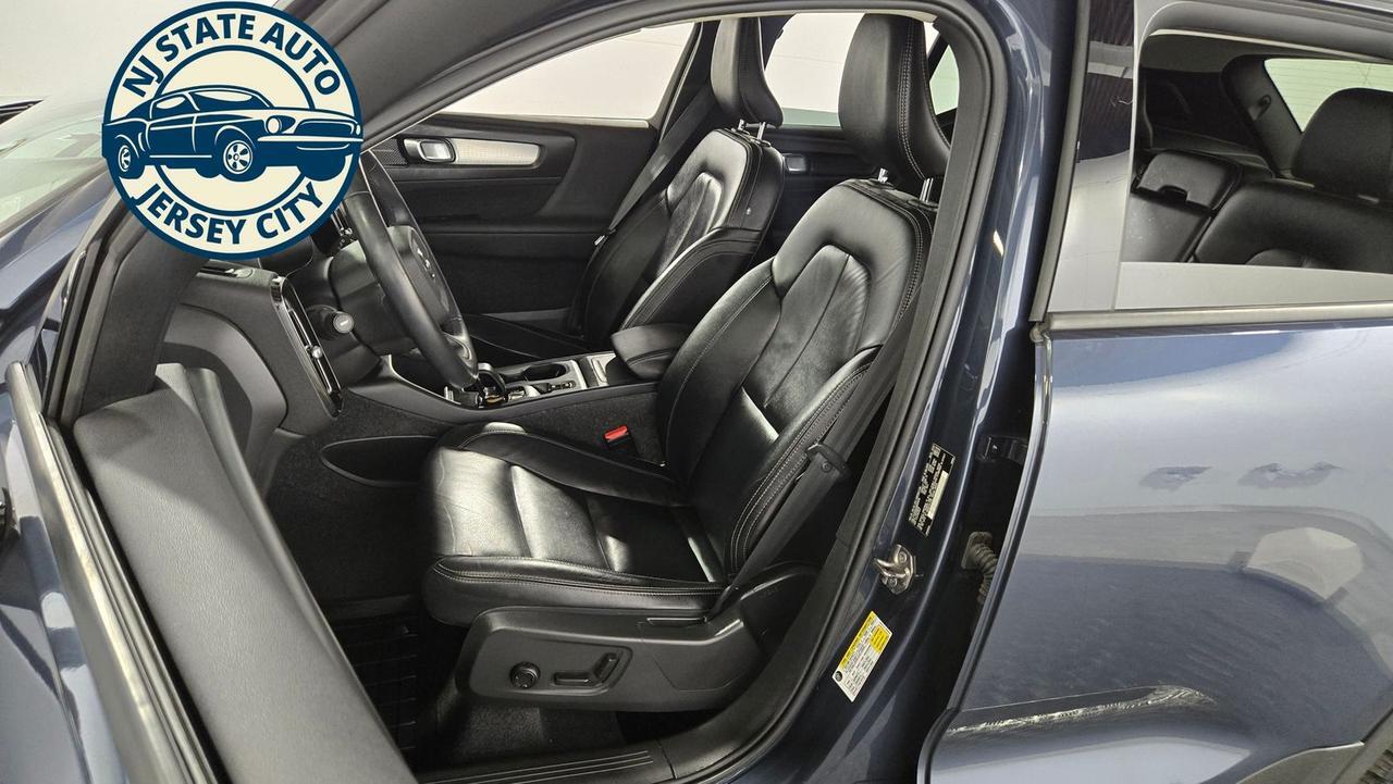 2022 Volvo XC40 Momentum Jersey City NJ