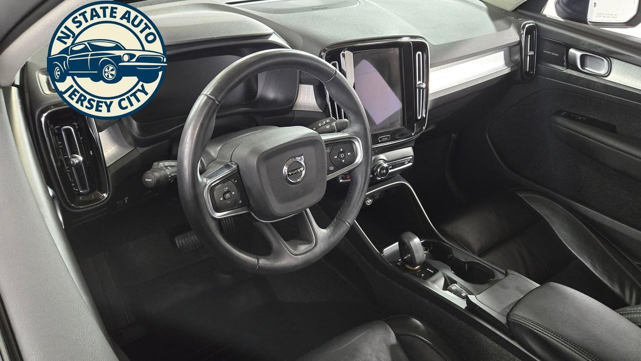 2022 Volvo XC40 Momentum Jersey City NJ