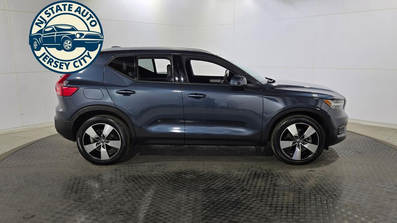 2022 Volvo XC40 Momentum Jersey City NJ