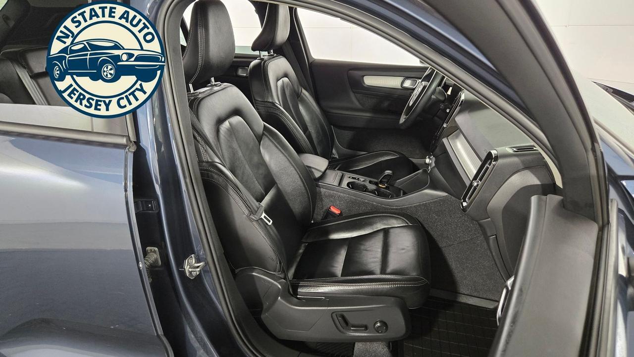 2022 Volvo XC40 Momentum Jersey City NJ