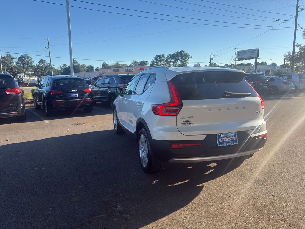 2022 Volvo XC40 Momentum Wilmington NC