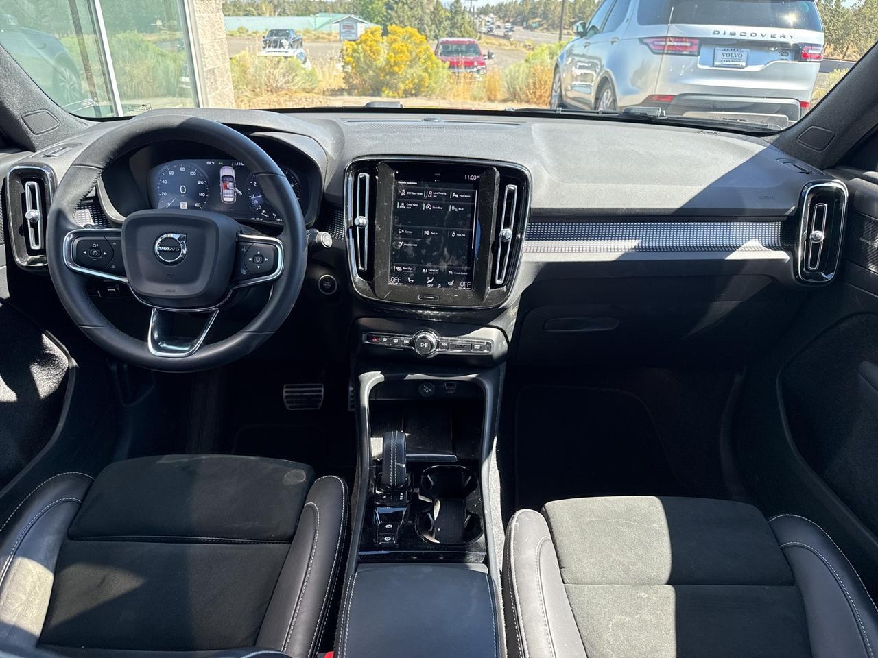 2022 Volvo XC40 R-Design Bend OR