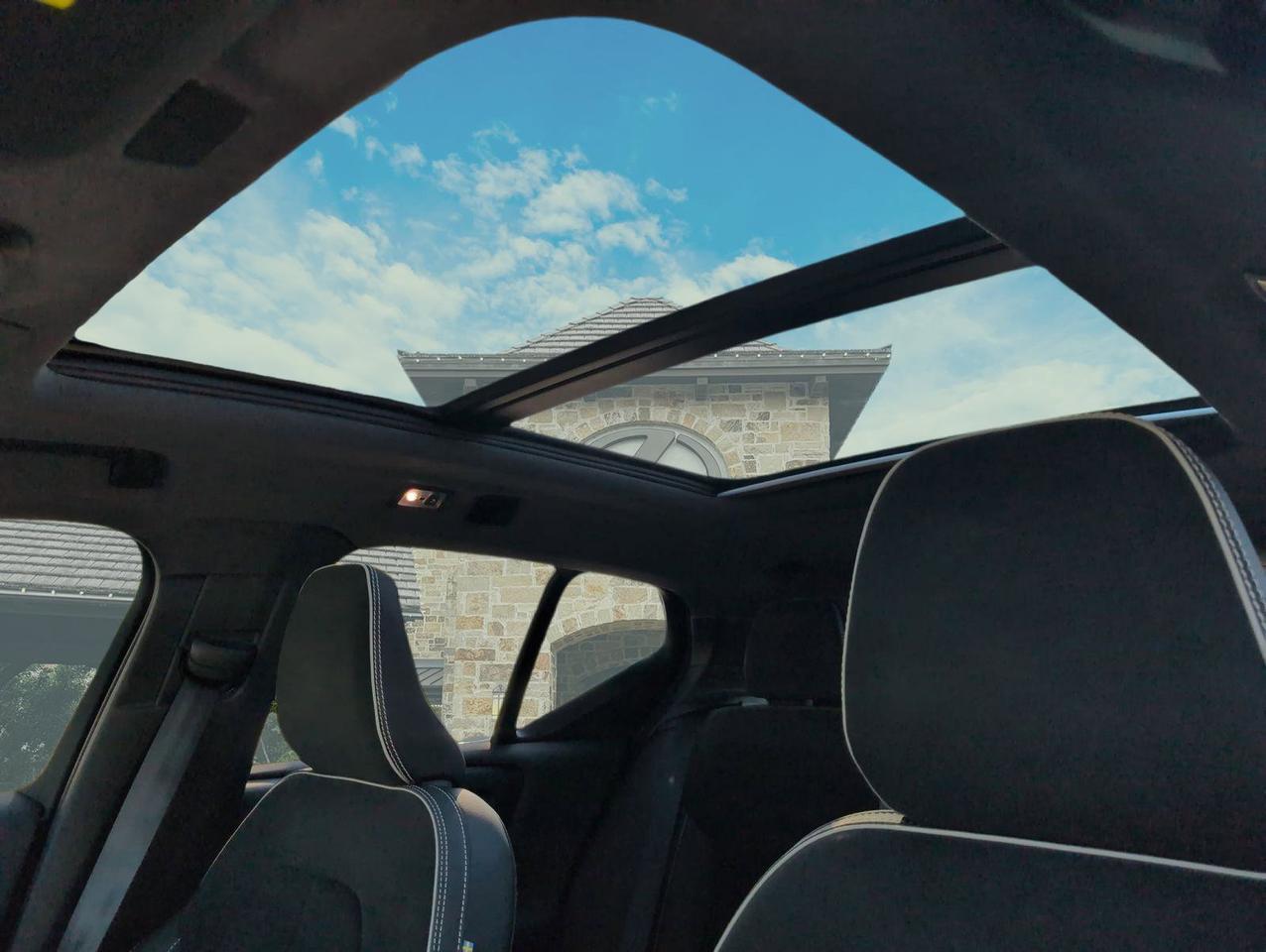2022 Volvo XC40 R-Design San Antonio TX