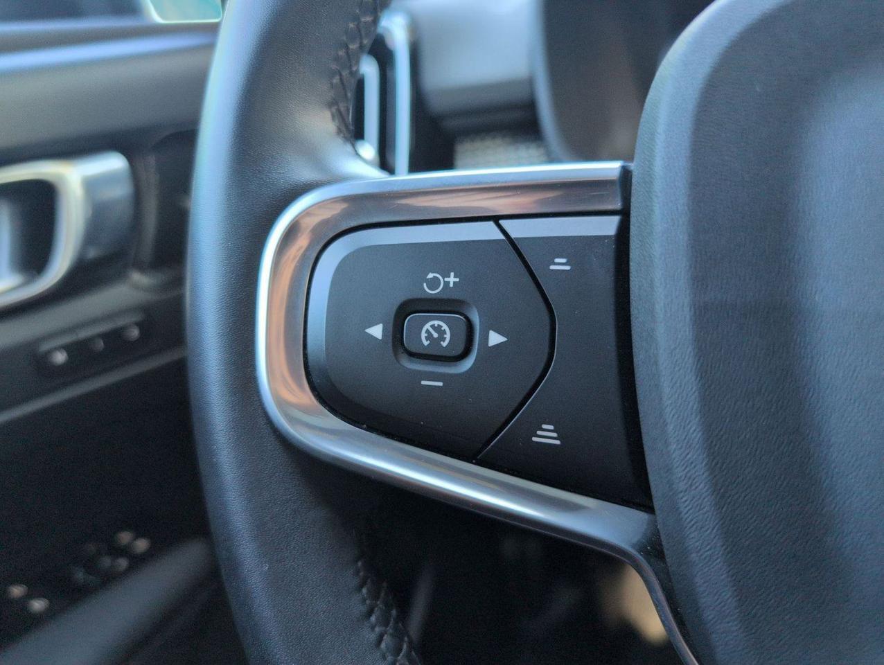 2022 Volvo XC40 R-Design San Antonio TX