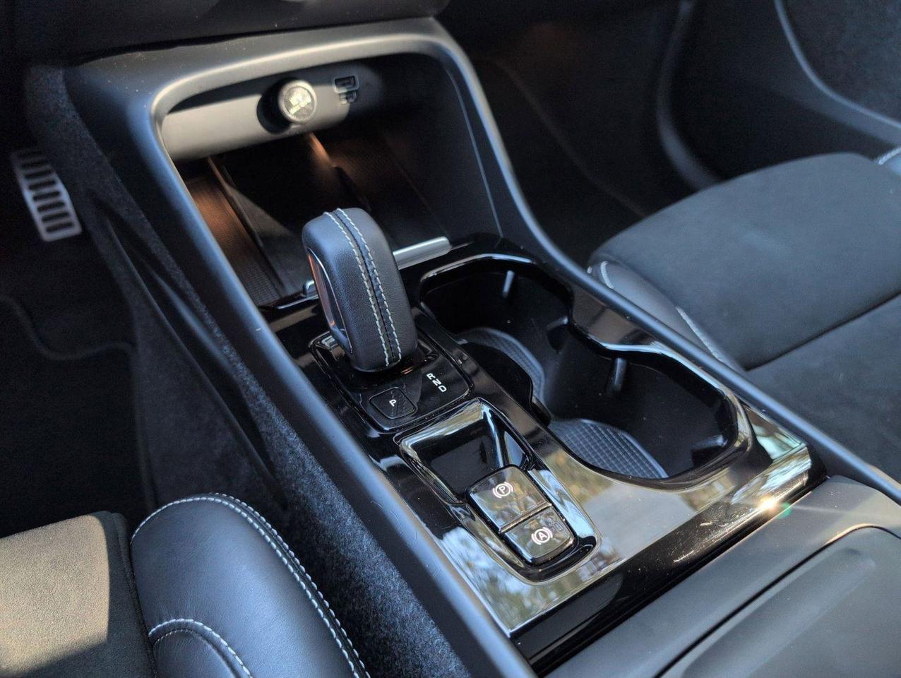 2022 Volvo XC40 R-Design San Antonio TX