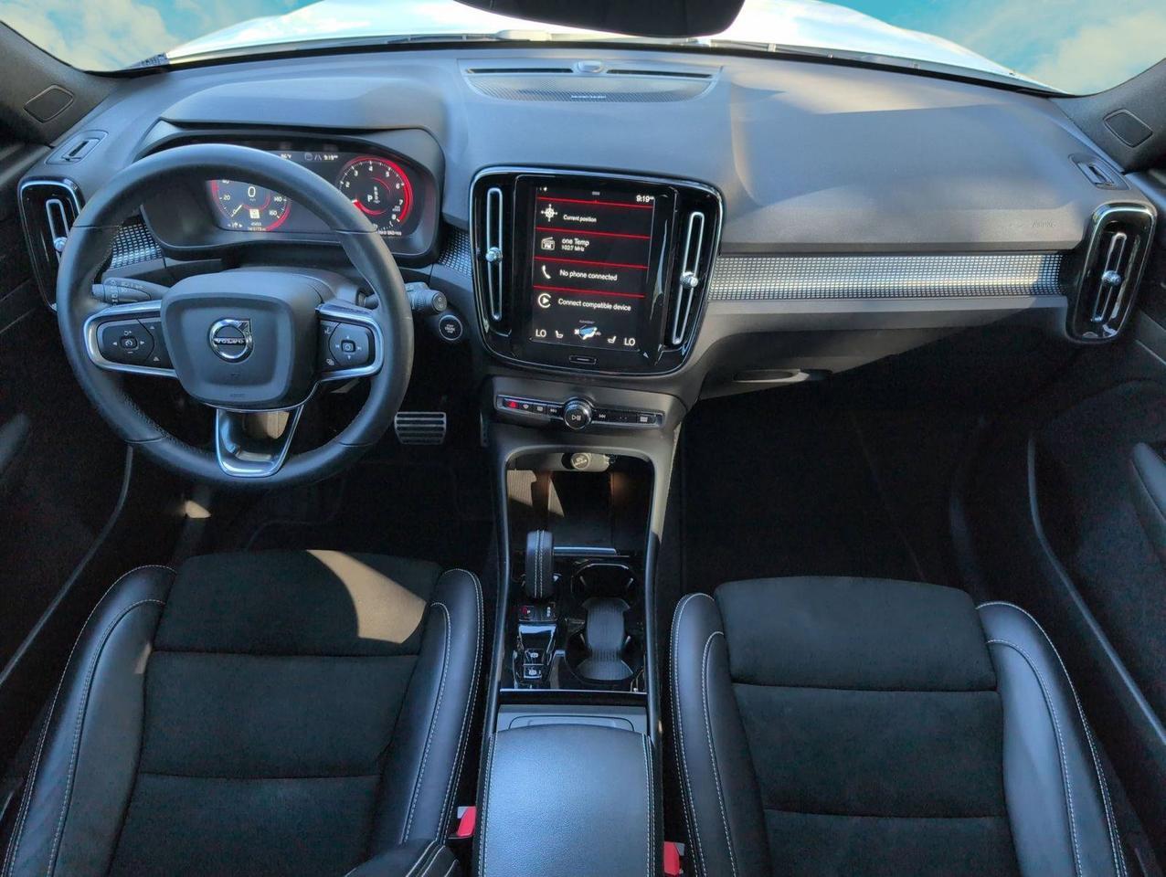 2022 Volvo XC40 R-Design San Antonio TX