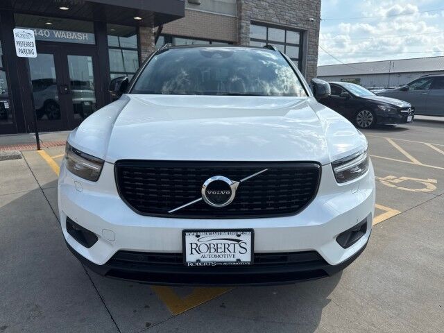 2022 Volvo XC40 R-Design Springfield IL