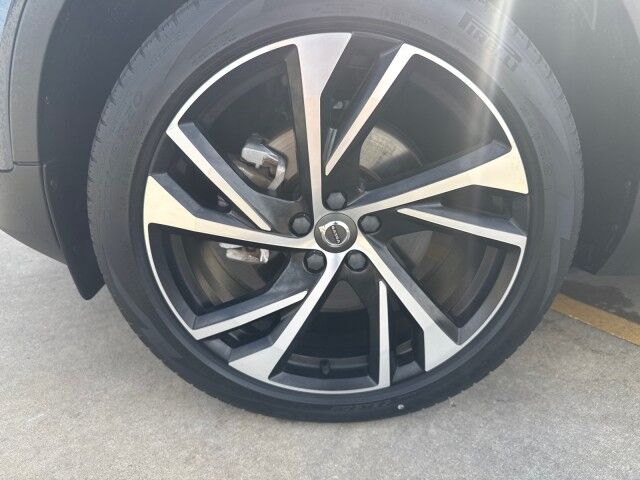 2022 Volvo XC40 R-Design Springfield IL