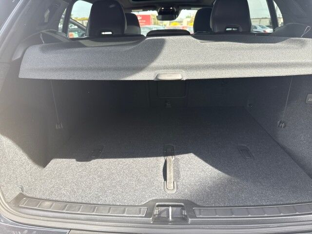 2022 Volvo XC40 R-Design Springfield IL