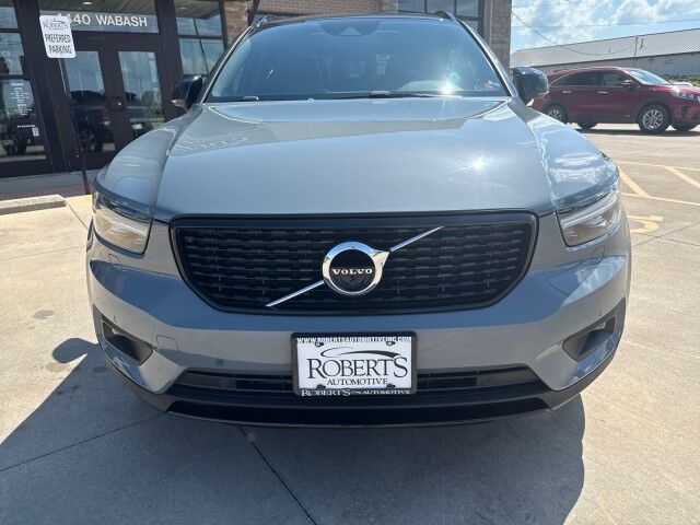 2022 Volvo XC40 R-Design Springfield IL