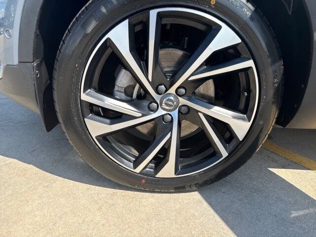 2022 Volvo XC40 R-Design Springfield IL