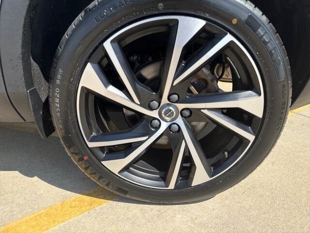 2022 Volvo XC40 R-Design Springfield IL
