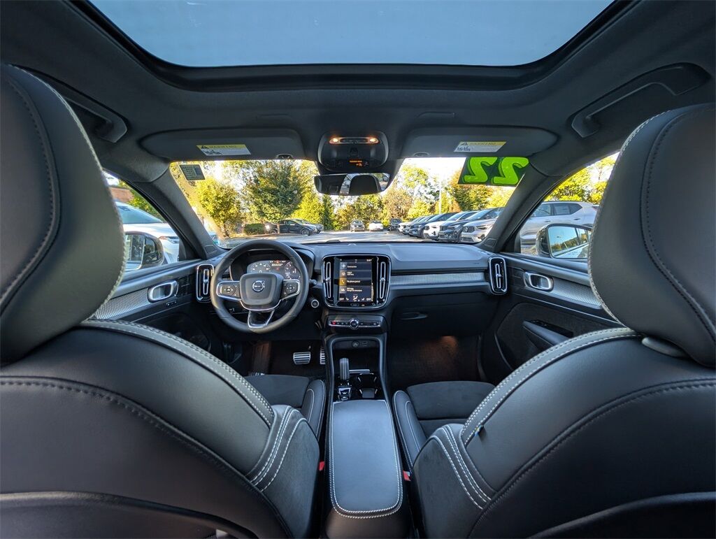 2022 Volvo XC40 R-Design Hunt Valley MD
