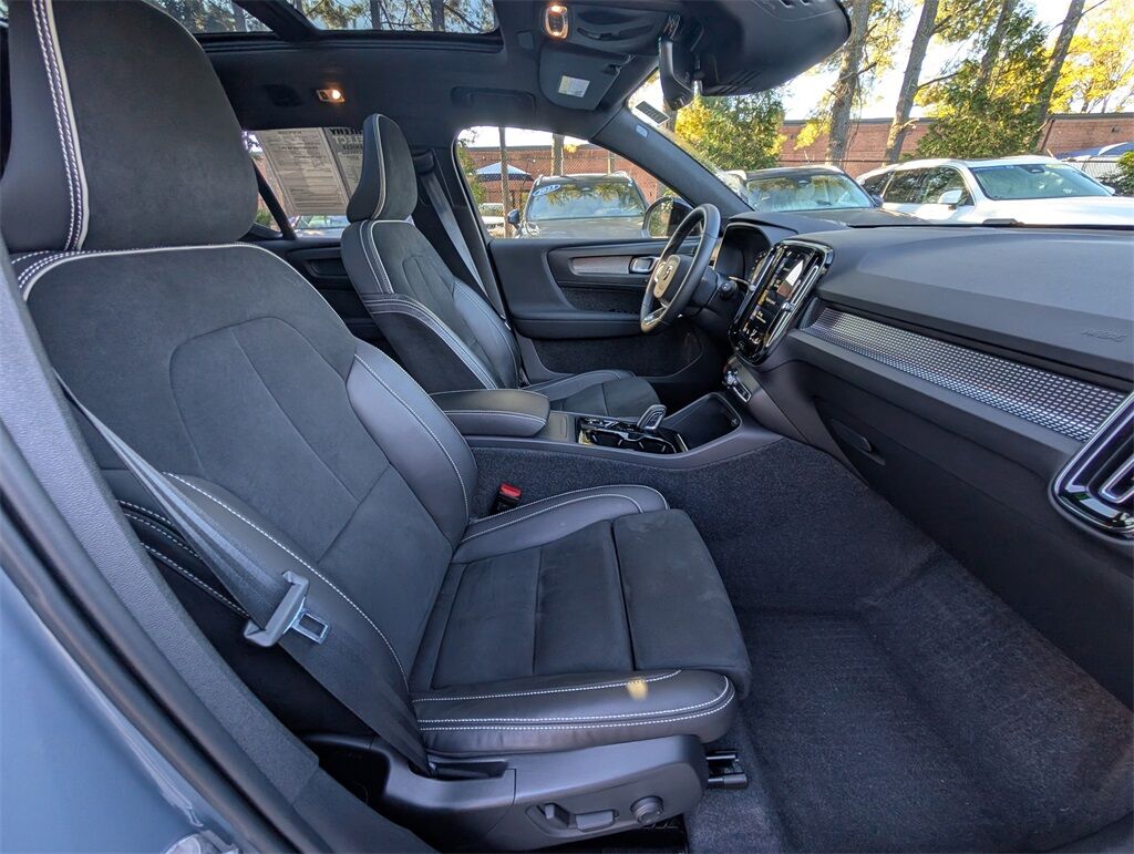 2022 Volvo XC40 R-Design Hunt Valley MD
