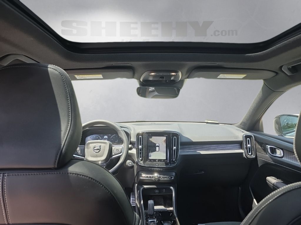 2022 Volvo XC40 R-Design Hunt Valley MD