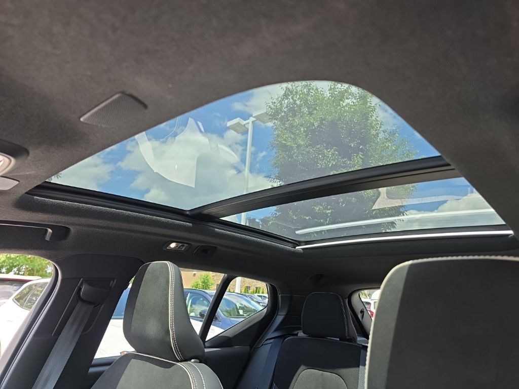 2022 Volvo XC40 R-Design Hunt Valley MD