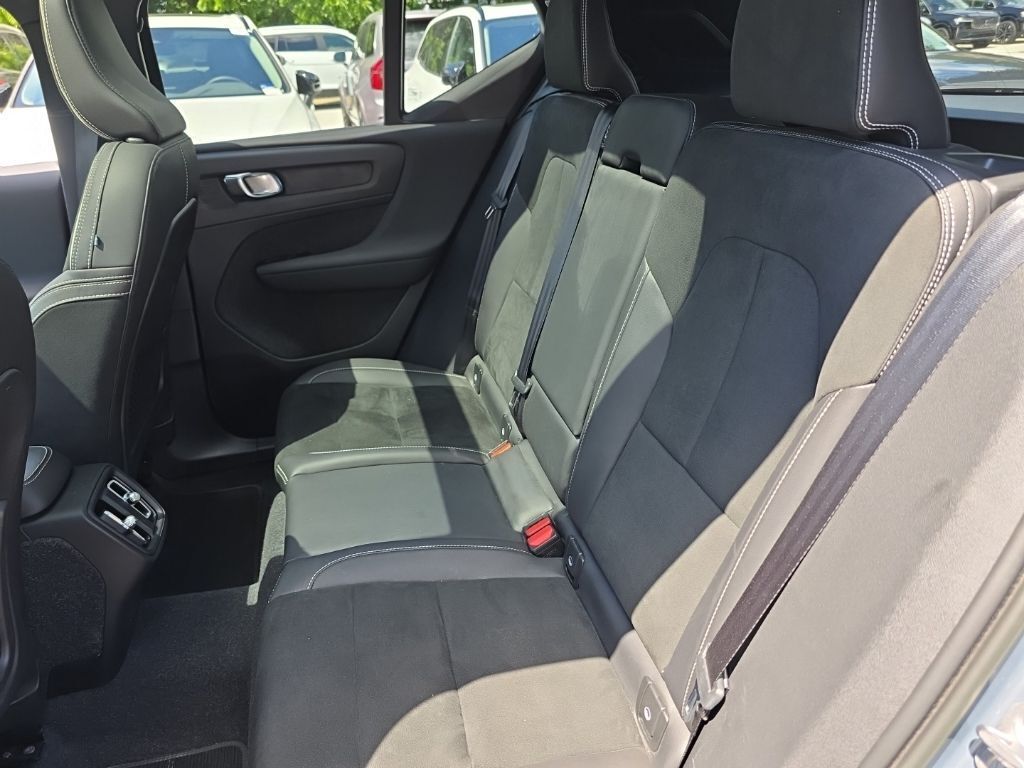 2022 Volvo XC40 R-Design Hunt Valley MD