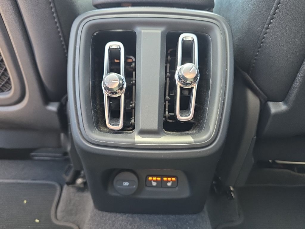 2022 Volvo XC40 R-Design Hunt Valley MD