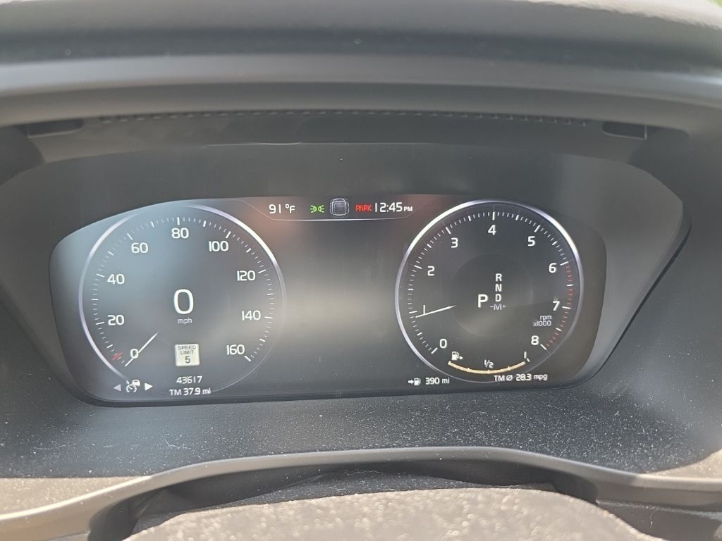 2022 Volvo XC40 R-Design Hunt Valley MD