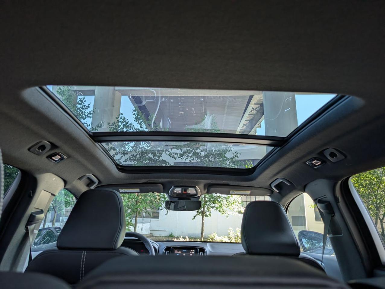 2022 Volvo XC40 Recharge P8 Twin Engine ULTIMATE w/Harman Kardon, Pilot Assist, 360 Cam, 4 Heated Seats & Wheel Portland OR