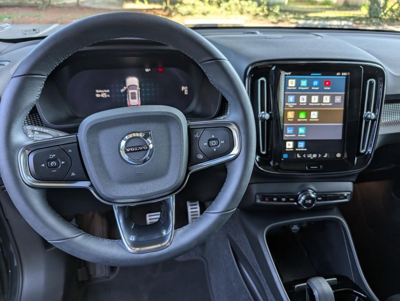 2022 Volvo XC40 Recharge P8 Twin Engine ULTIMATE w/Harman Kardon, Pilot Assist, 360 Cam, 4 Heated Seats & Wheel Portland OR