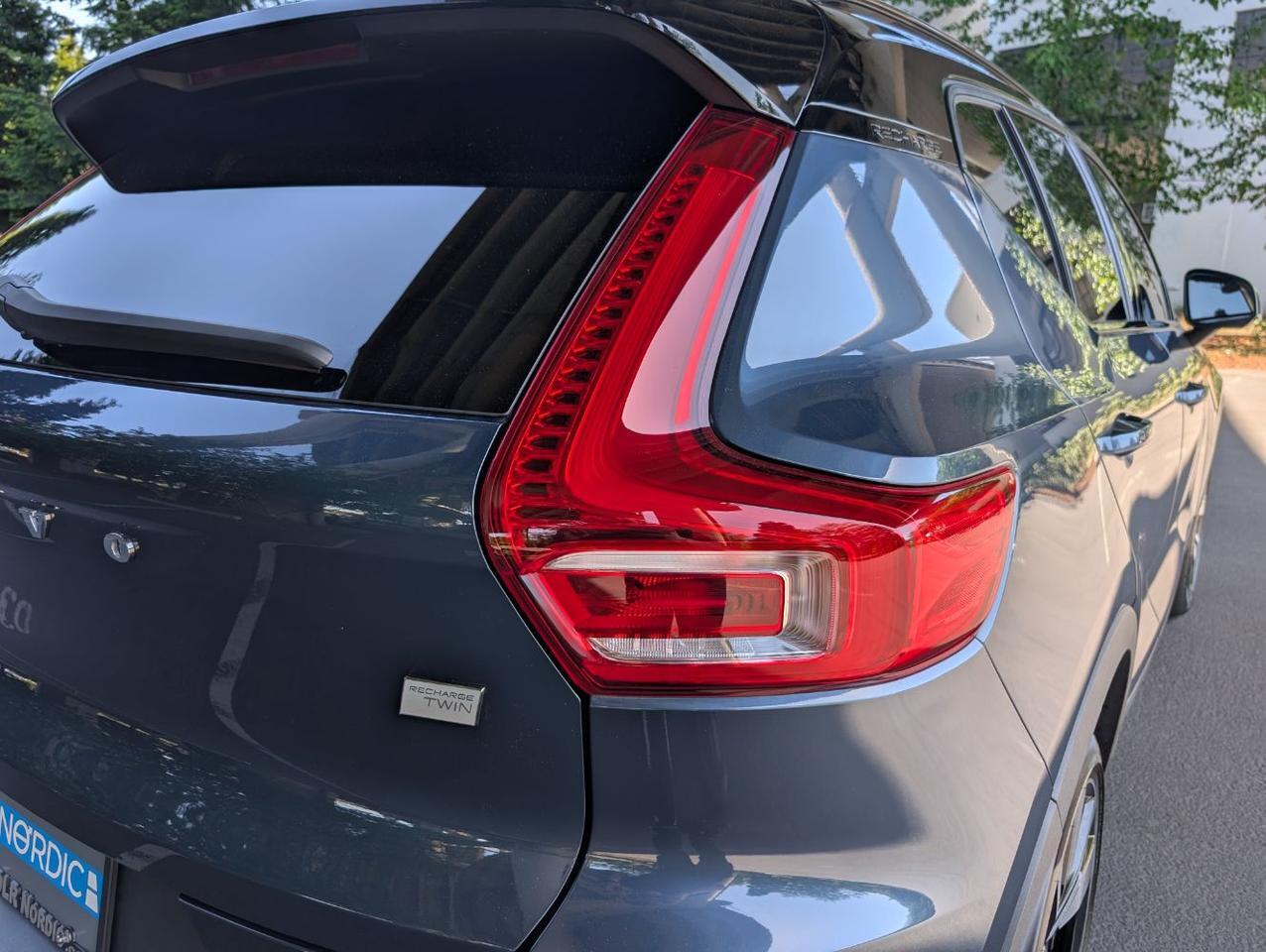 2022 Volvo XC40 Recharge P8 Twin Engine ULTIMATE w/Harman Kardon, Pilot Assist, 360 Cam, 4 Heated Seats & Wheel Portland OR