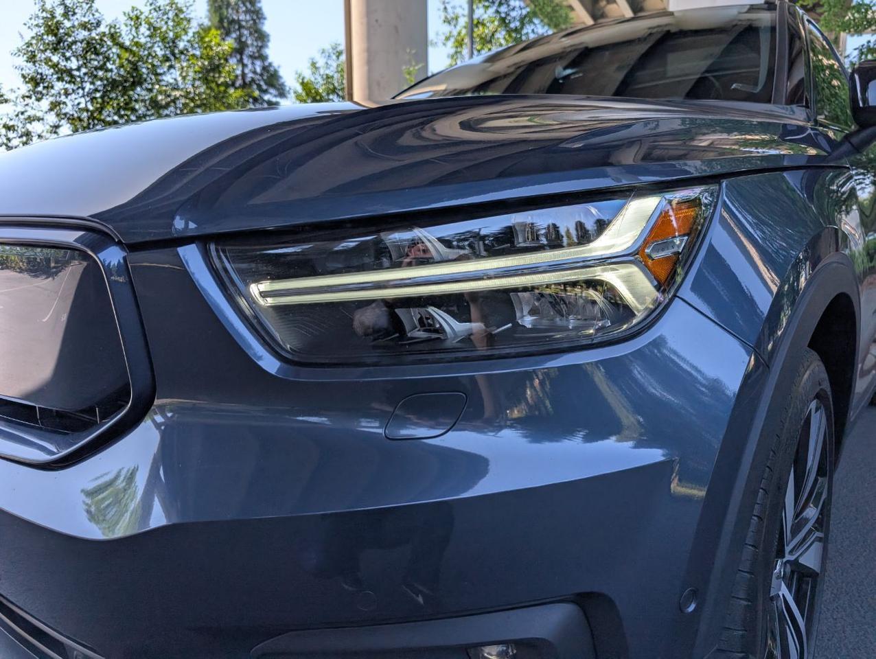 2022 Volvo XC40 Recharge P8 Twin Engine ULTIMATE w/Harman Kardon, Pilot Assist, 360 Cam, 4 Heated Seats & Wheel Portland OR
