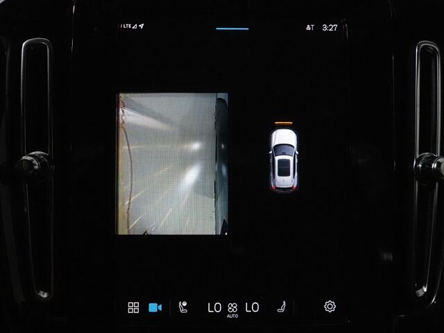 2022 Volvo XC40 Recharge P8 eAWD Twin Ultimate *NAVIGATION, PILOT ASSIST, ADAPTIVE CRUISE, SAFETY ALERTS, 360 VIEW CAMERAS, PANORAMA MOONROOF, LEATHER, HEATED SEATS/STEERING, 20 INCH WHEELS, WIRELESS CHARGING, HARMAN/KARDON Round Rock TX