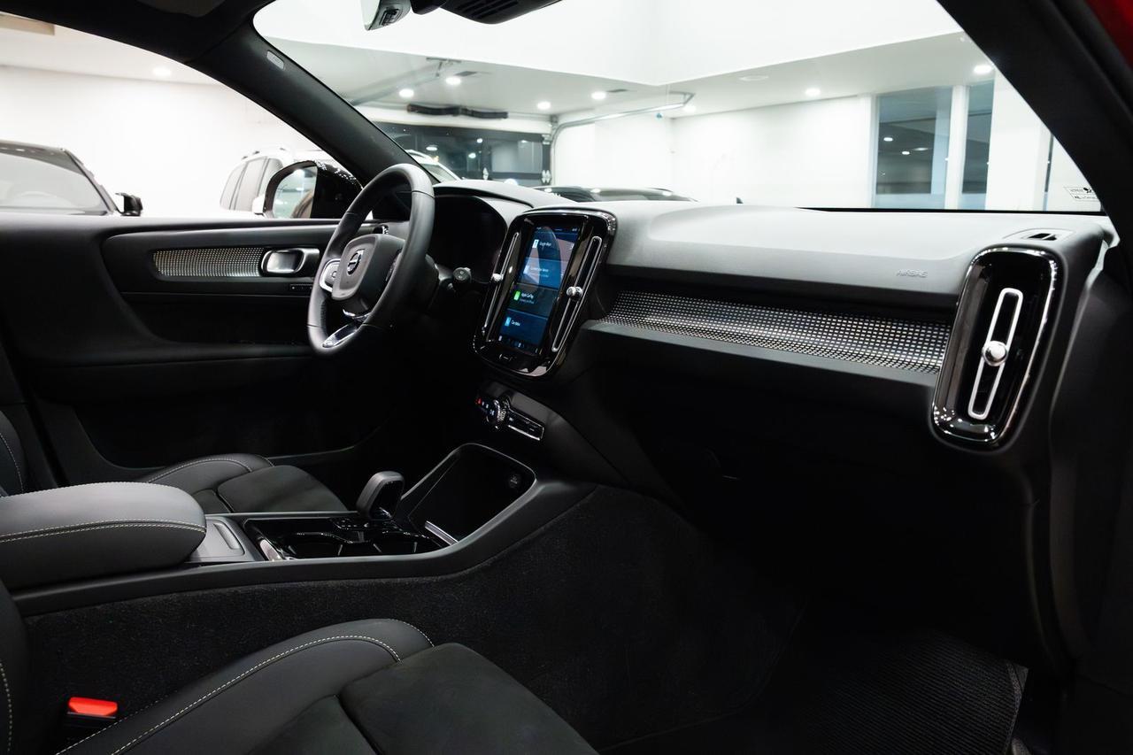 2022 Volvo XC40 Recharge Pure Electric P8 Plus Gladstone OR