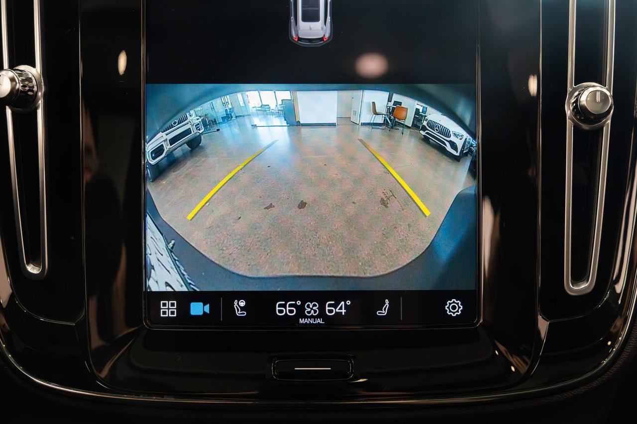 2022 Volvo XC40 Recharge Pure Electric P8 Plus Gladstone OR