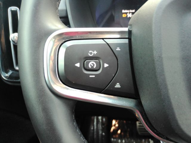 2022 Volvo XC40 Recharge Pure Electric P8 Twin Plus Plano TX