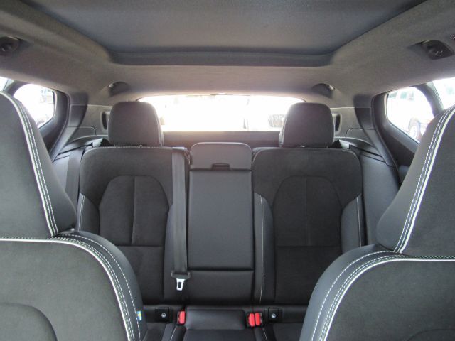 2022 Volvo XC40 Recharge P8 Twin Plus photo 33