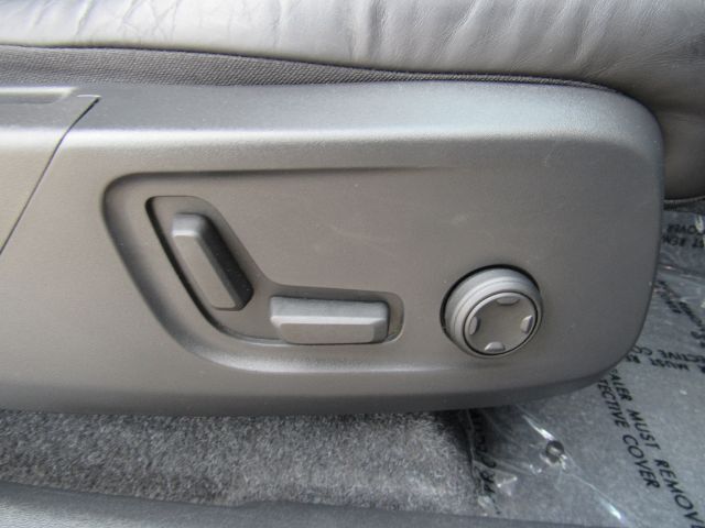 2022 Volvo XC40 Recharge P8 Twin Plus photo 20