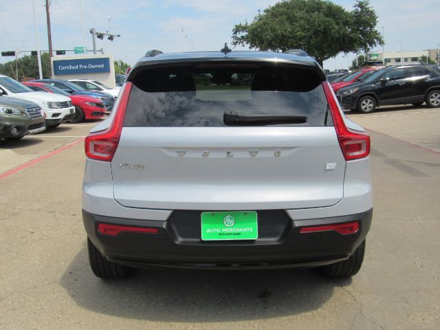 2022 Volvo XC40 Recharge P8 Twin Plus photo 7
