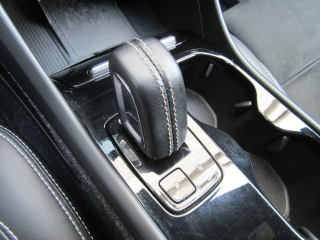 2022 Volvo XC40 Recharge P8 Twin Plus photo 43