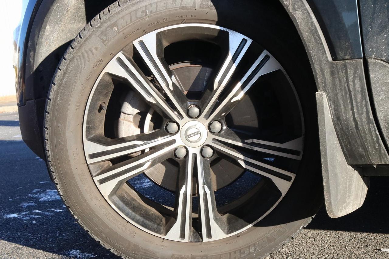 2022 Volvo XC40 T5 Inscription Fredericksburg VA