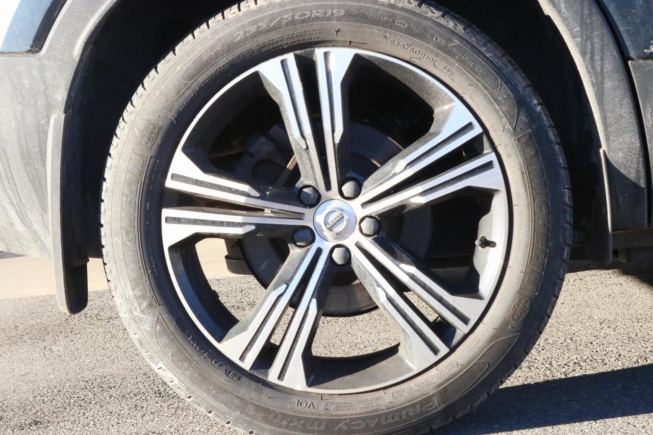 2022 Volvo XC40 T5 Inscription Fredericksburg VA