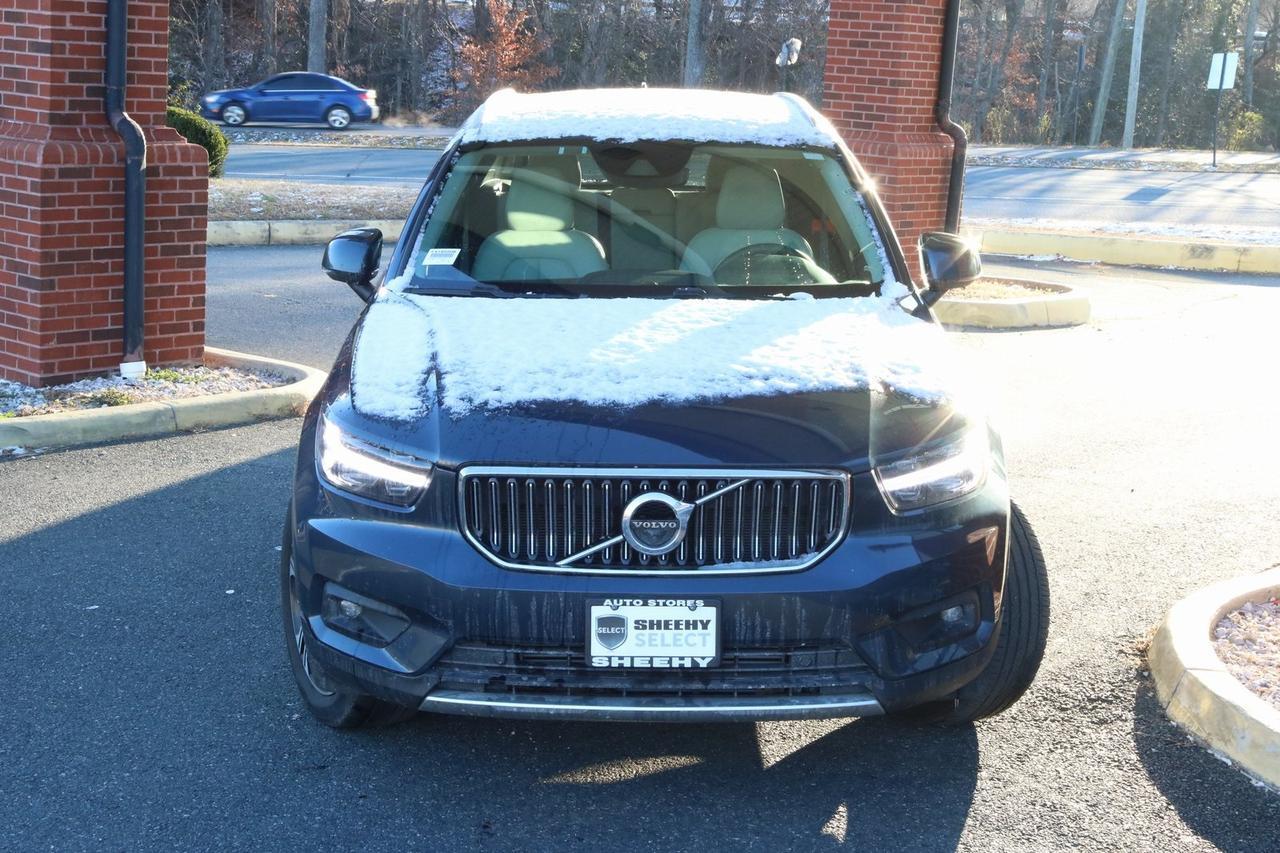 2022 Volvo XC40 T5 Inscription Fredericksburg VA