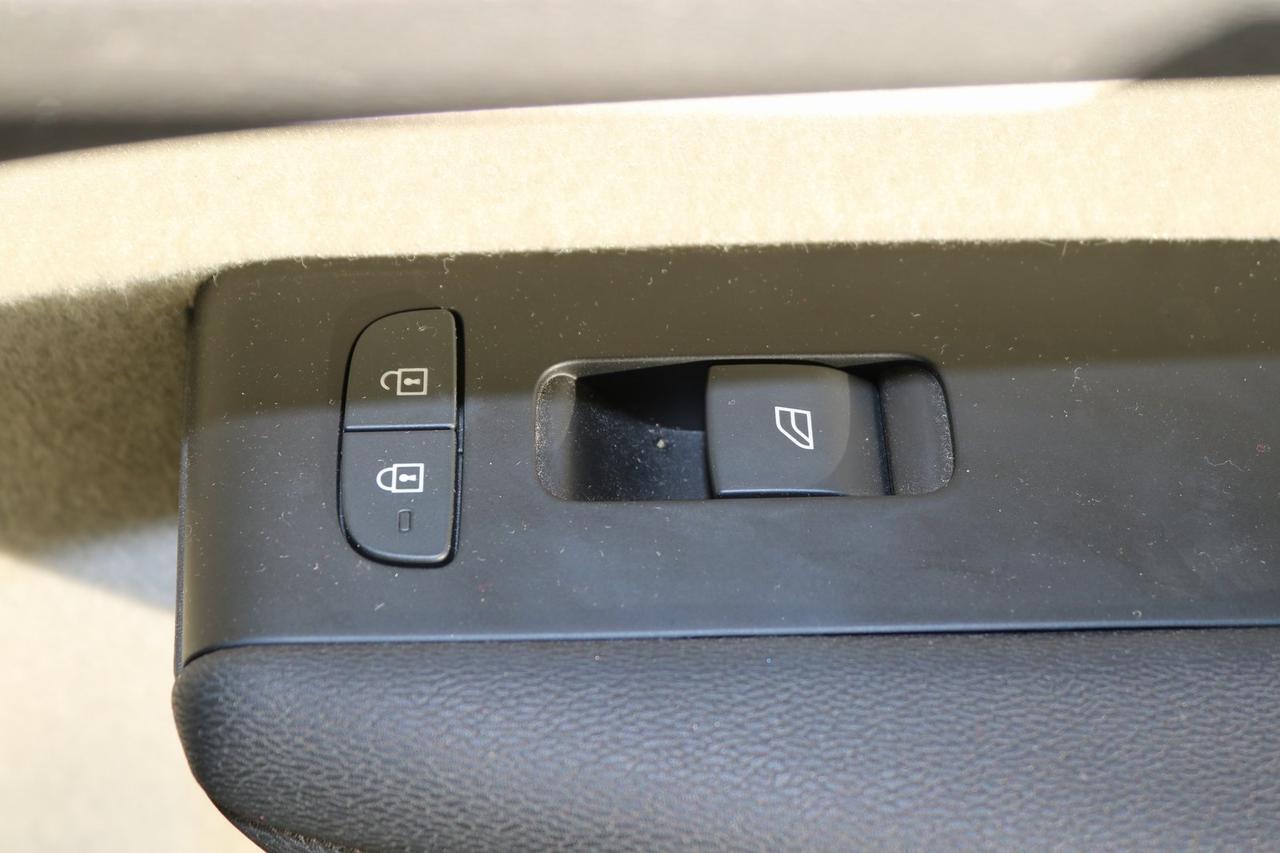 2022 Volvo XC40 T5 Inscription Fredericksburg VA