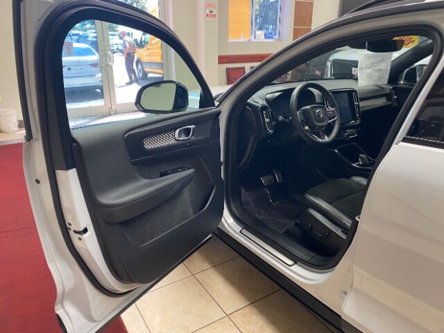 2022 Volvo XC40 T5 R-Design Charlotte NC