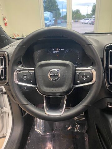 2022 Volvo XC40 T5 R-Design Charlotte NC
