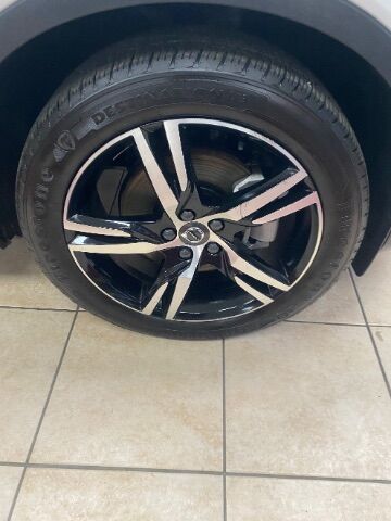 2022 Volvo XC40 T5 R-Design Charlotte NC