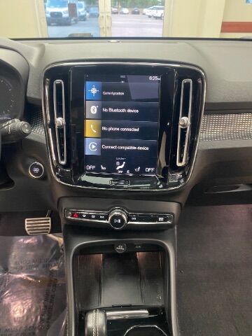 2022 Volvo XC40 T5 R-Design Charlotte NC