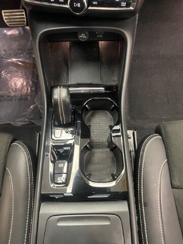 2022 Volvo XC40 T5 R-Design Charlotte NC