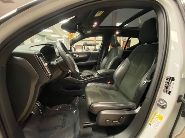 2022 Volvo XC40 T5 R-Design Charlotte NC